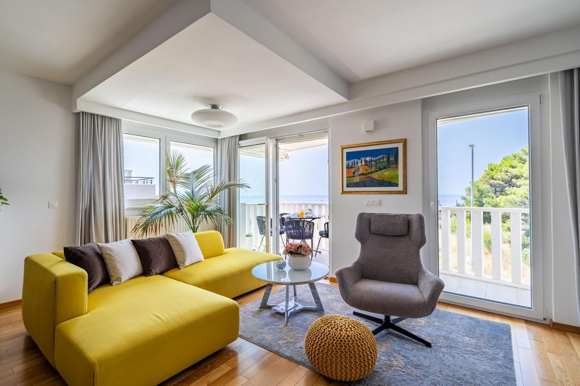 Apollo In With Sea View *